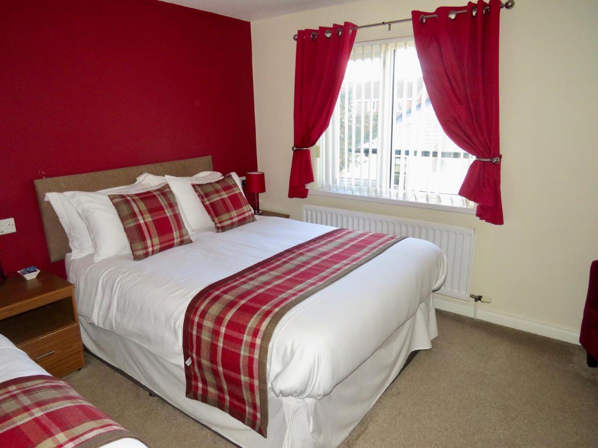 Glendale Bed And Breakfast, Cushendall Room photo